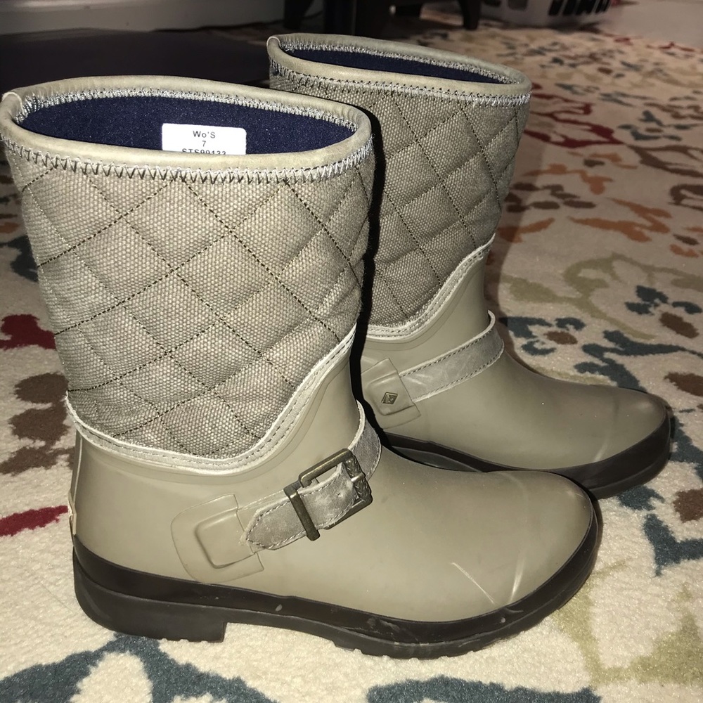 Sperry rain/winter boots